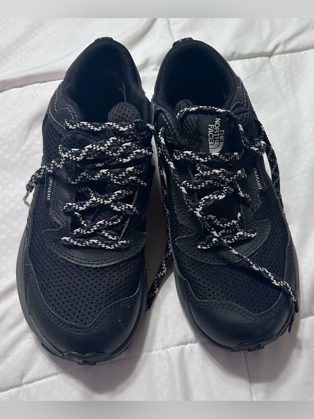 The North Face shoes size kids 4